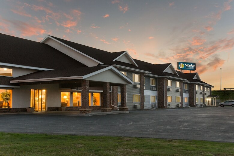 Boarders Inn & Suites By Cobblestone Hotels - Superior/duluth