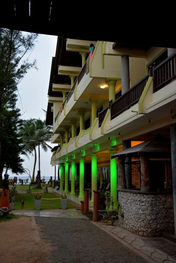 Hotel Time N Tide Beach Resort