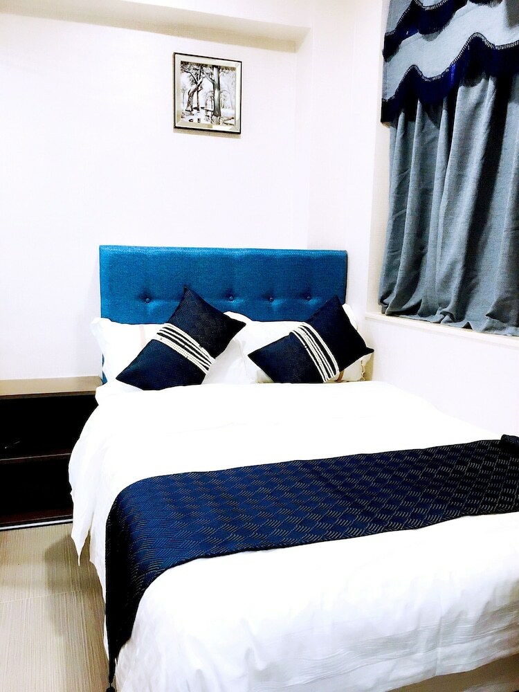 Seasons Hotel - Tsim Sha Tsui