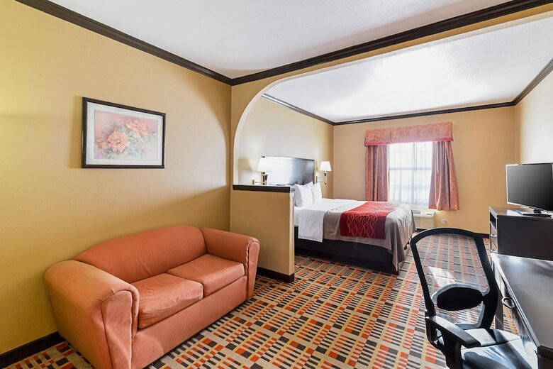 Hotel Quality Inn & Suites