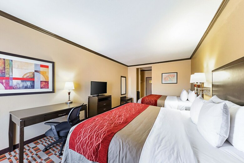 Hotel Quality Inn & Suites