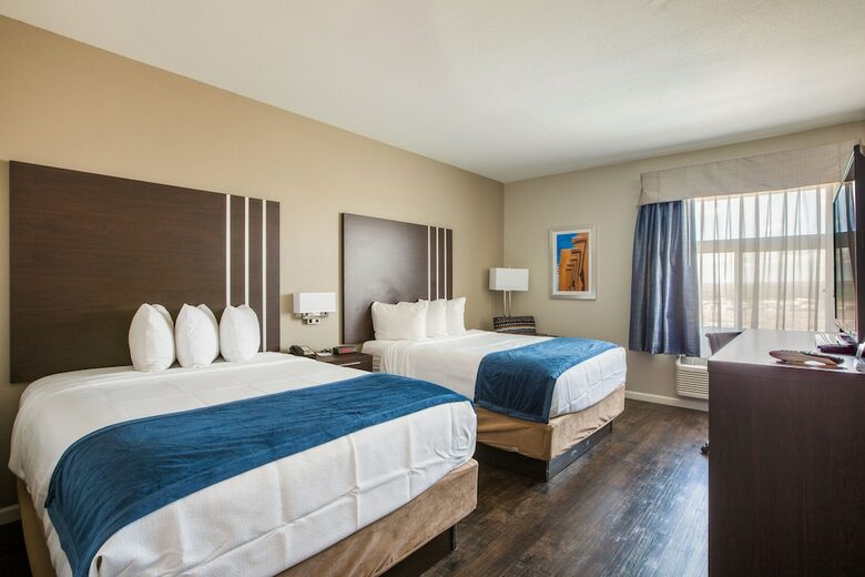 Hotel Baymont By Wyndham Albuquerque Airport