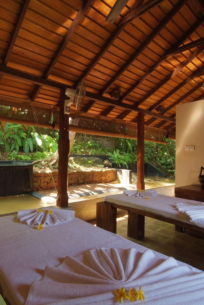Hotel Saman Villas
