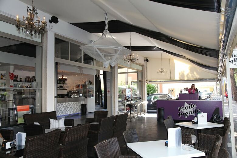 Hotel Pigalle