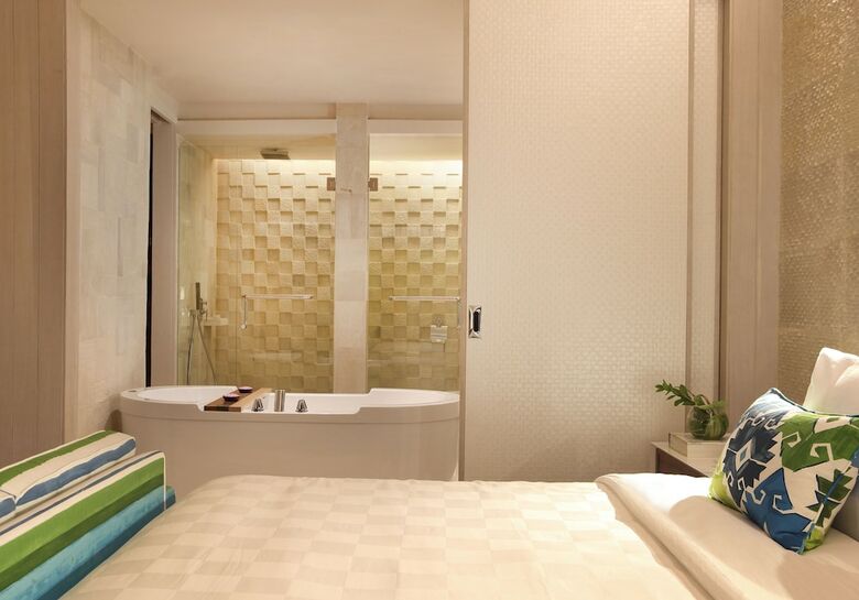Hotel Ts Suites Bali