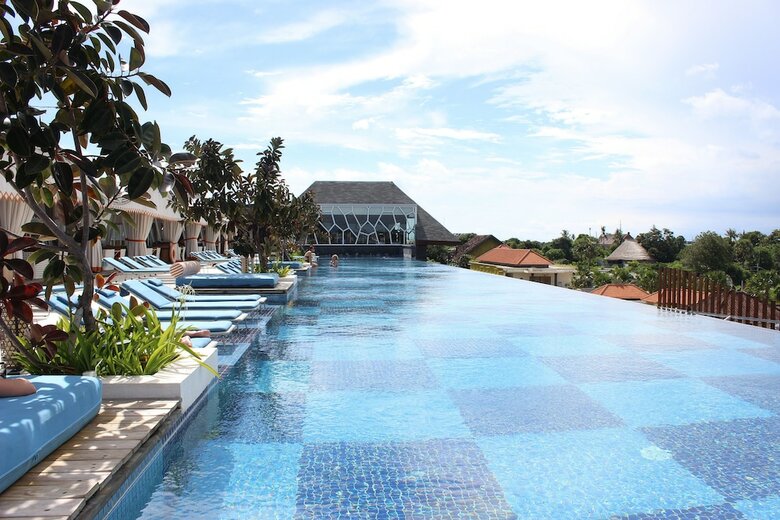 Hotel Ts Suites Bali