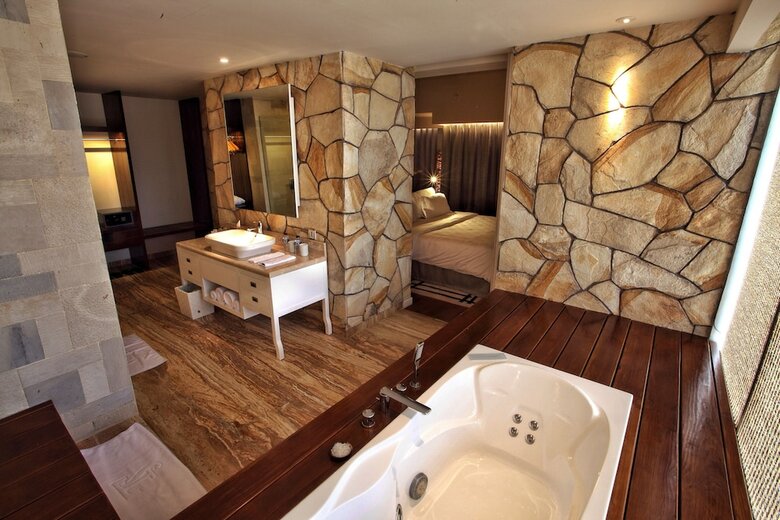 Hotel Ts Suites Bali