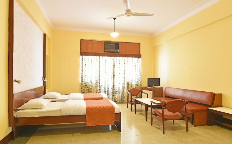 Sea Green South Hotel