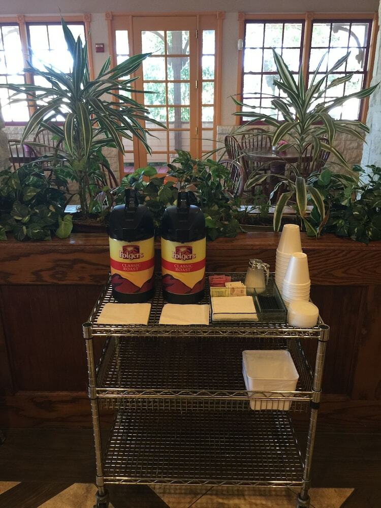 Texas Hill Country Hotel By Holiday Creek