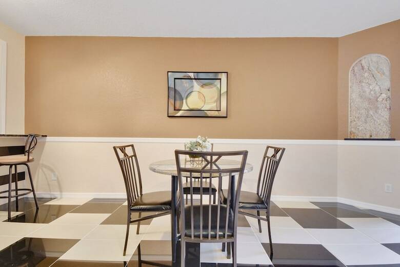 Advantage Vacation Homes