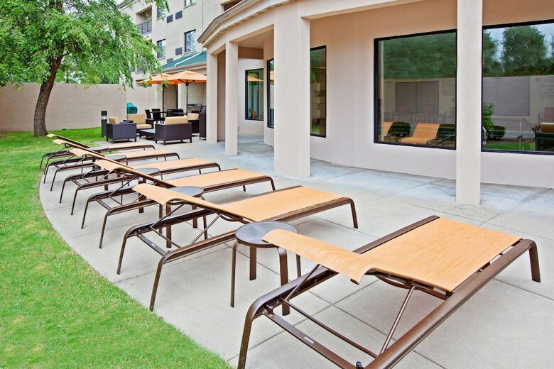 Hotel Courtyard By Marriott Mishawaka-university Area