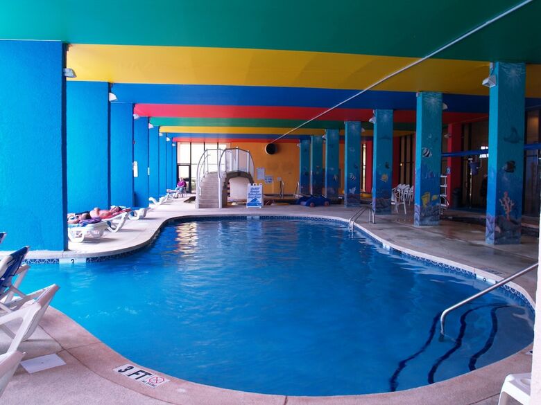 Hotel Monterey Bay Suites