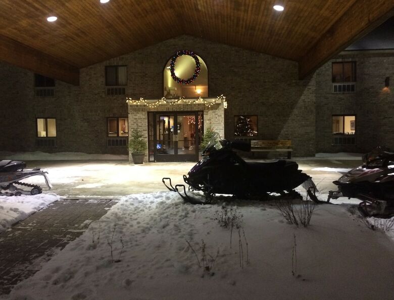 Hotel All Seasons Resort