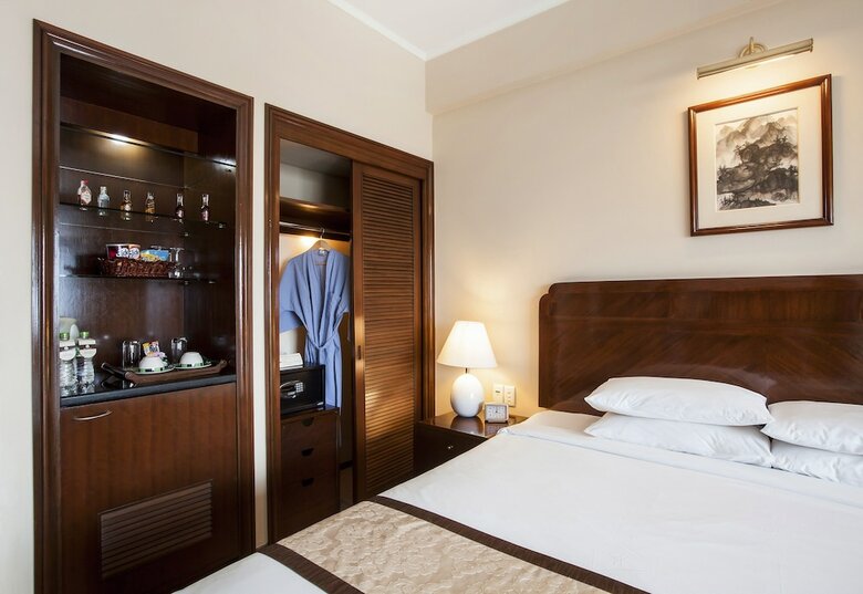 Norfolk Hotel