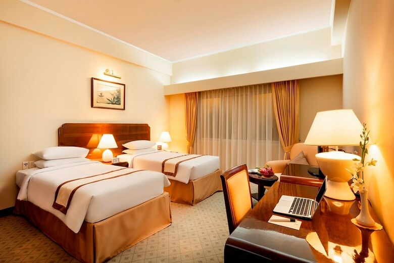 Norfolk Hotel