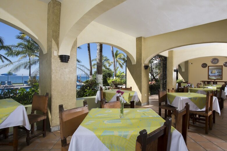 El Pescador Hotel