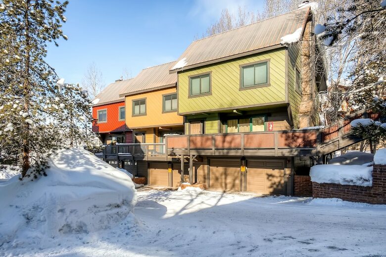 Waterford Townhomes By Steamboat Resorts