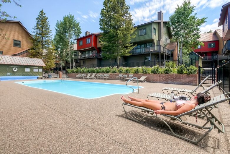 Waterford Townhomes By Steamboat Resorts