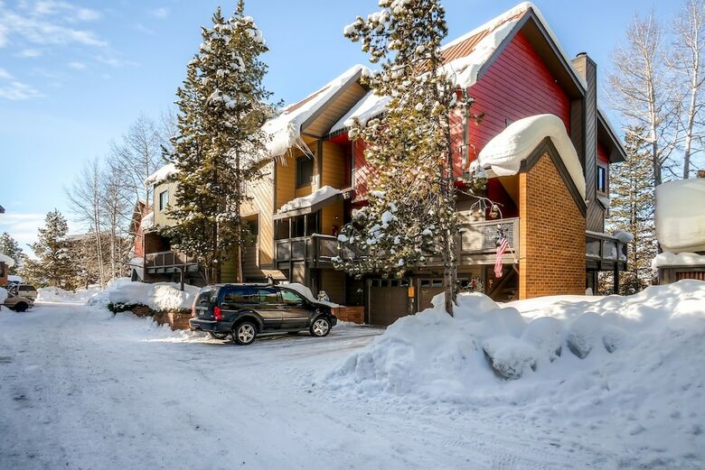 Waterford Townhomes By Steamboat Resorts