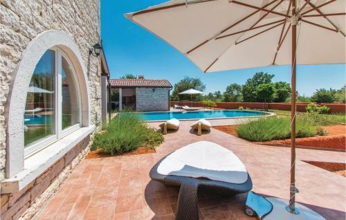 Holiday Home Cabrunici Cabrunici