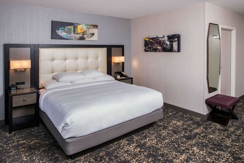 Hotel Doubletree By Hilton Utica