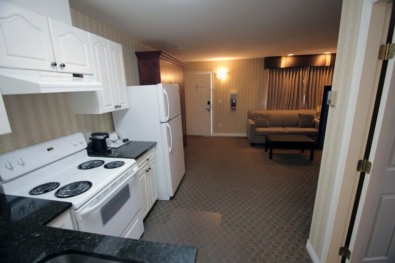 Motel Travelodge By Wyndham Kamloops Mountview