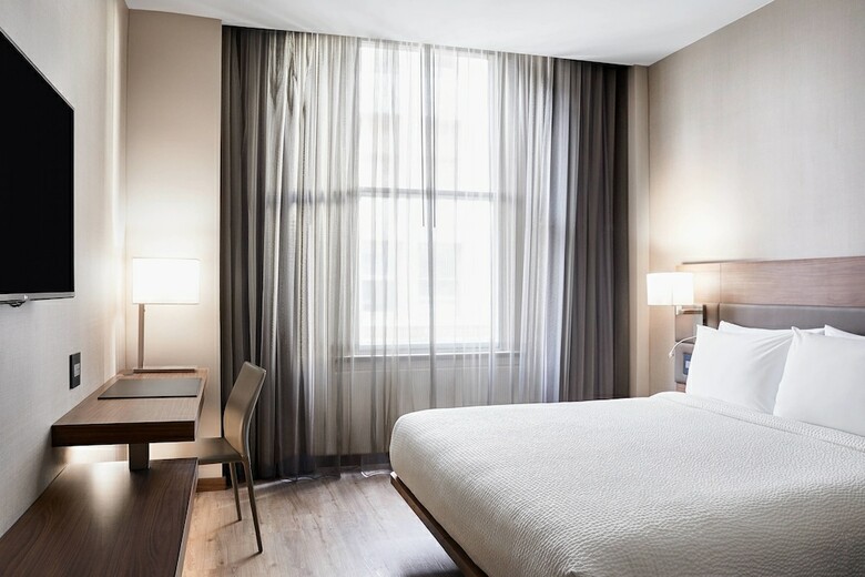 AC Hotels By Marriott New Orleans Bourbon