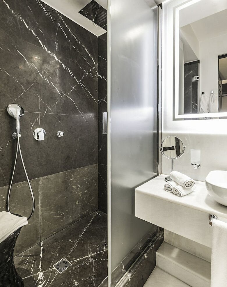 Hotel Corso 281 Luxury Suites