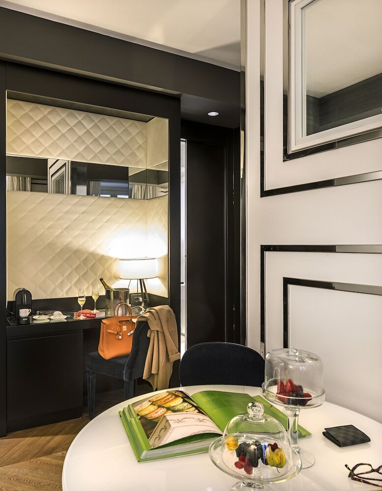 Hotel Corso 281 Luxury Suites