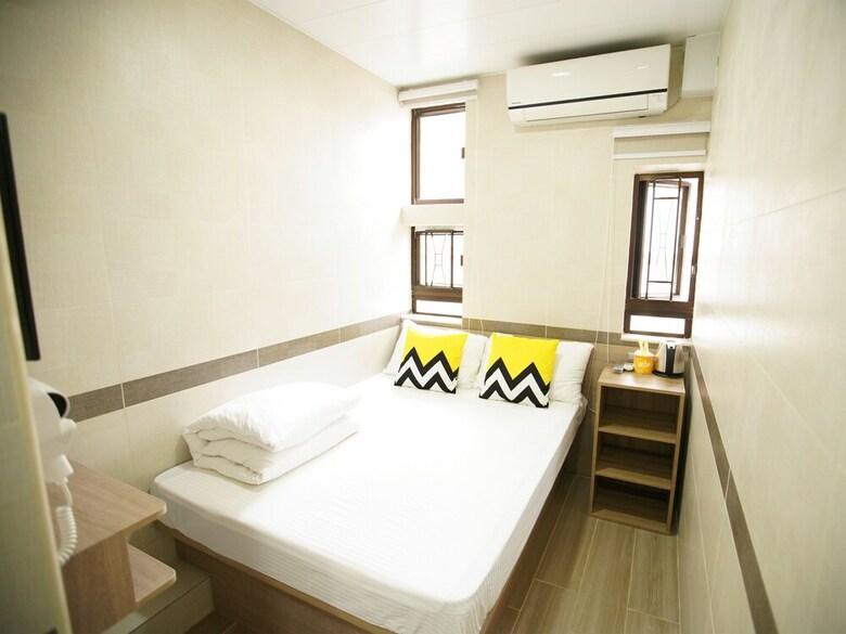 Hostal Kong Hing Guest House