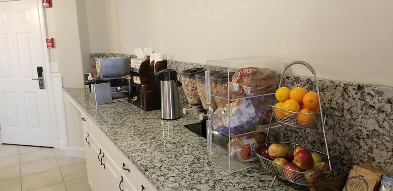 Hotel Cedar Park Whirlpool Suites