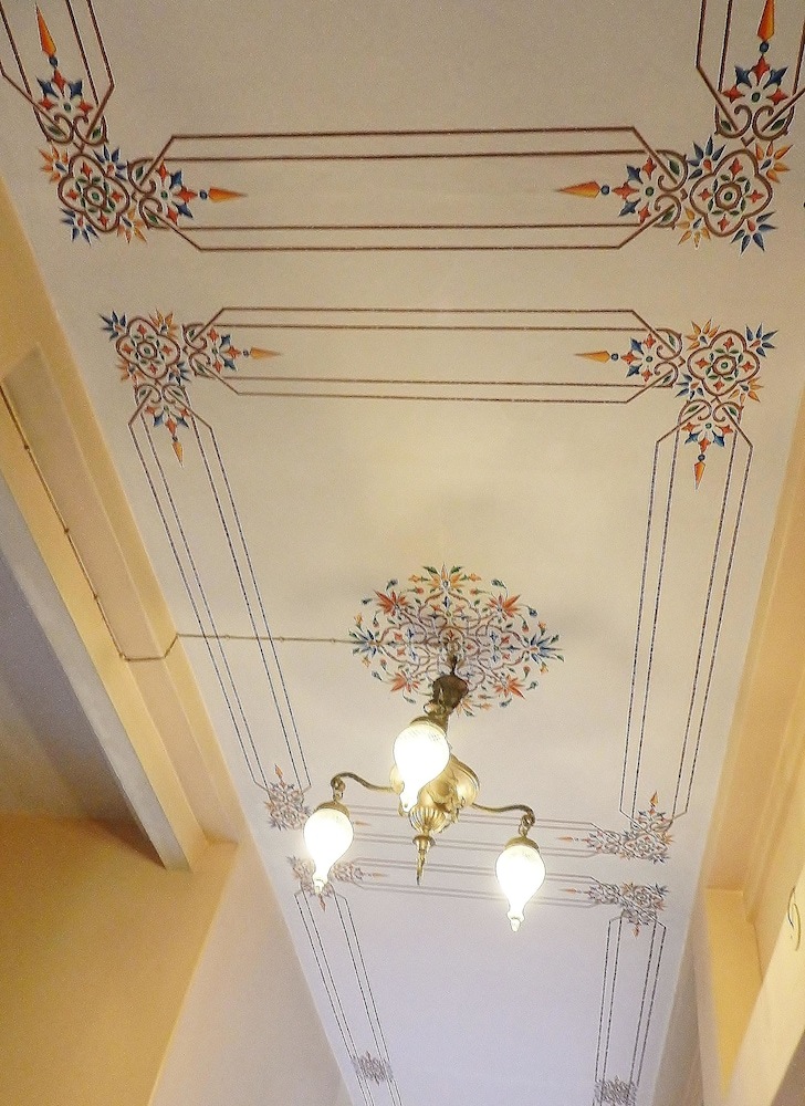 Hotel Arya Niwas