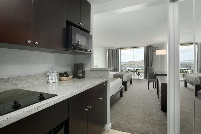 Aqua Skyline At Island Colony