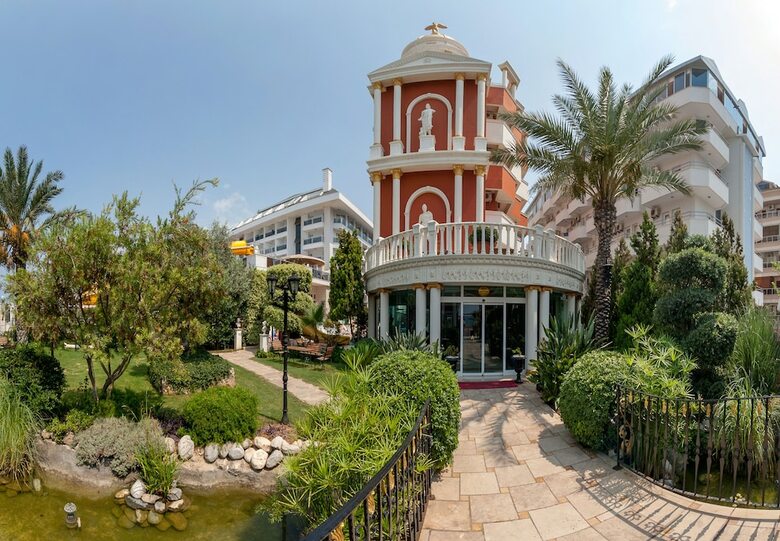 Hotel Antique Roman Palace