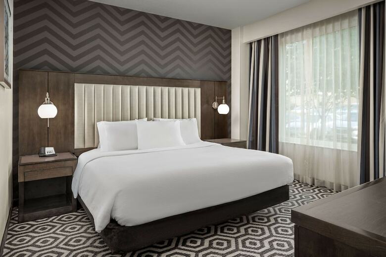 Hotel Embassy Suites Portland/hillsboro, Oregon