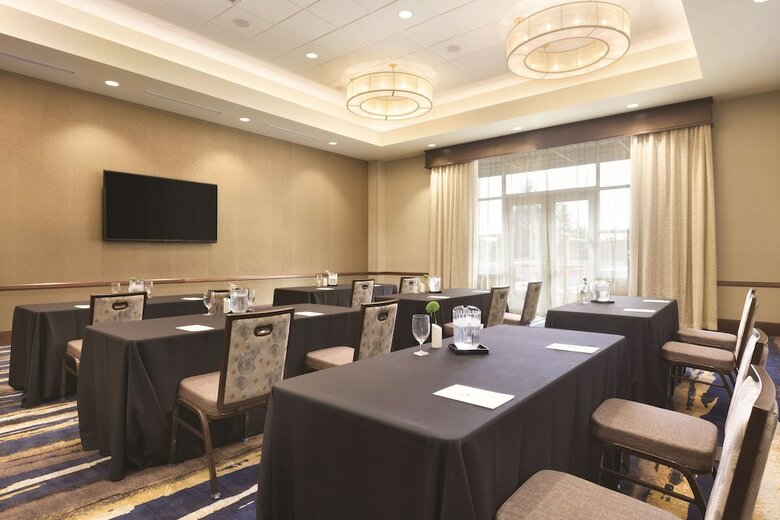 Hotel Embassy Suites Portland/hillsboro, Oregon