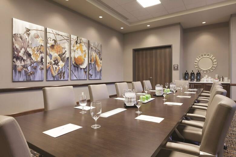 Hotel Embassy Suites Portland/hillsboro, Oregon