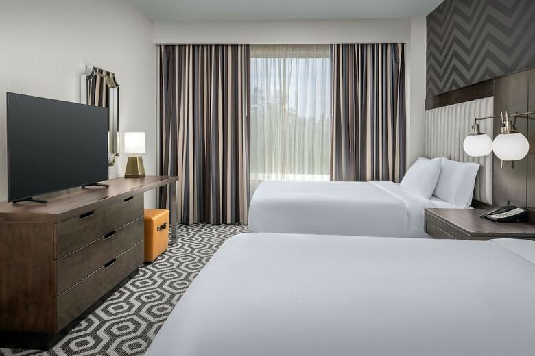 Hotel Embassy Suites Portland/hillsboro, Oregon