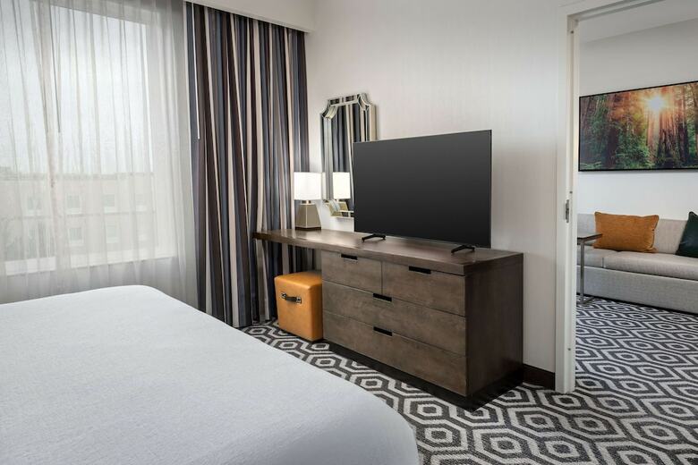 Hotel Embassy Suites Portland/hillsboro, Oregon