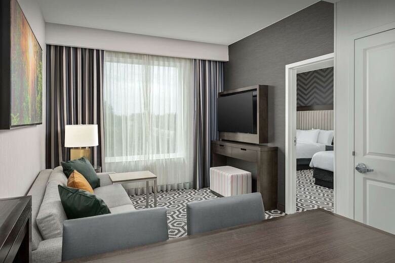 Hotel Embassy Suites Portland/hillsboro, Oregon