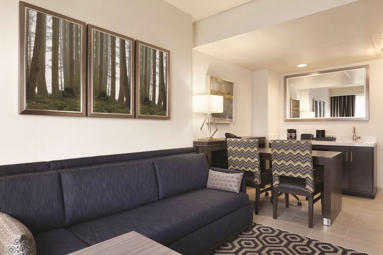 Hotel Embassy Suites Portland/hillsboro, Oregon