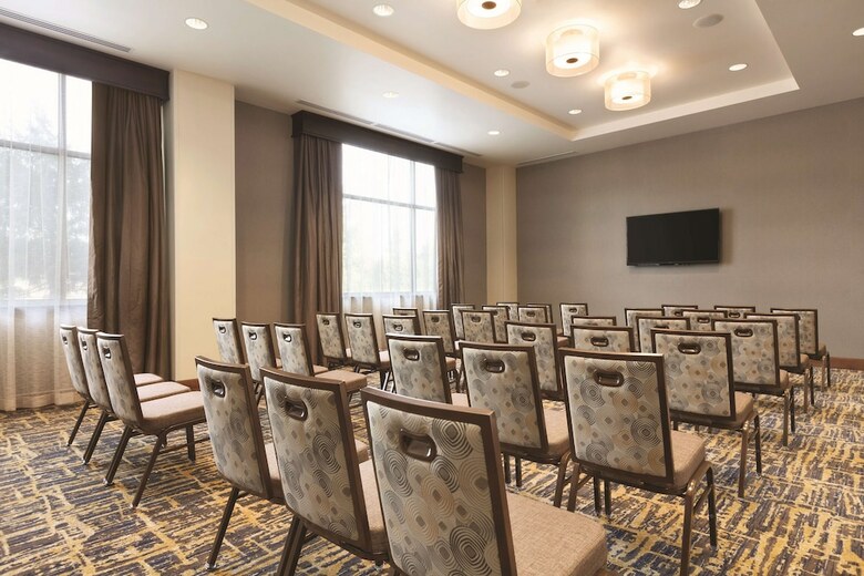 Hotel Embassy Suites Portland/hillsboro, Oregon