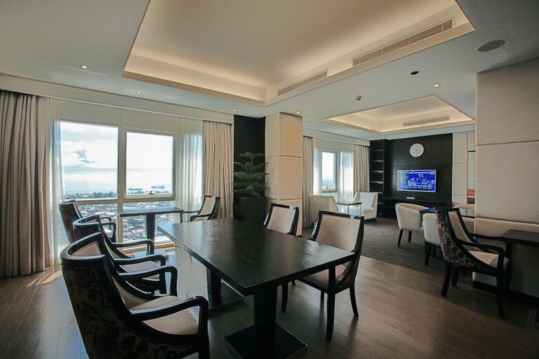 Limketkai Luxe Hotel