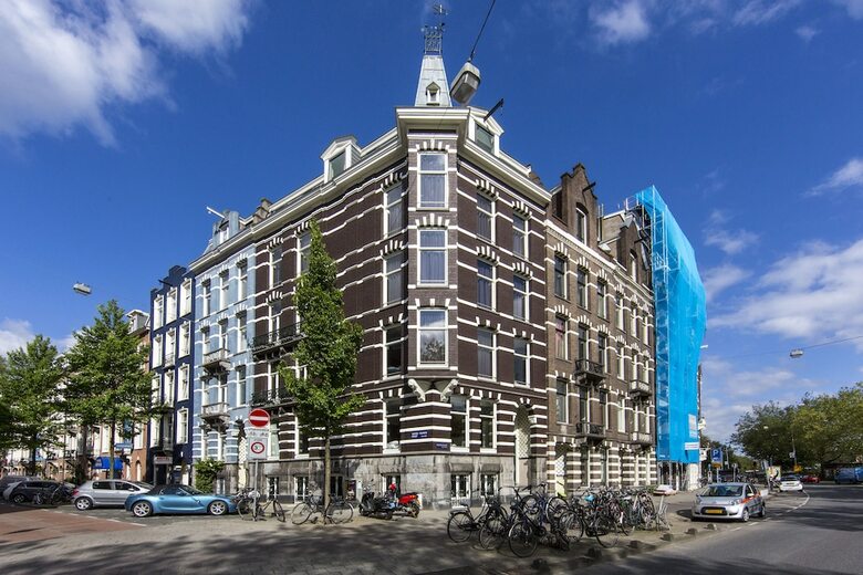 Hotel No. 377 House