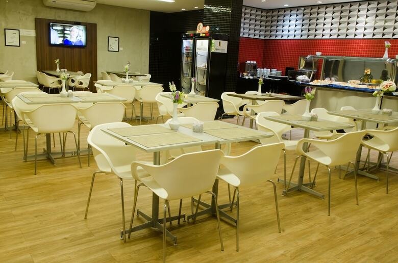 Hotel �mpar Su�tes Expominas