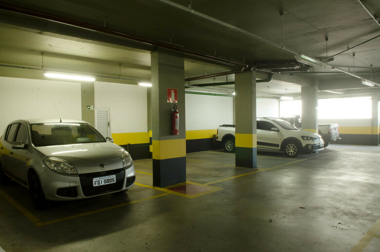 Hotel �mpar Su�tes Expominas