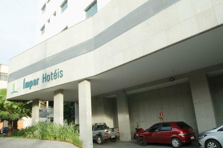 Hotel �mpar Su�tes Expominas