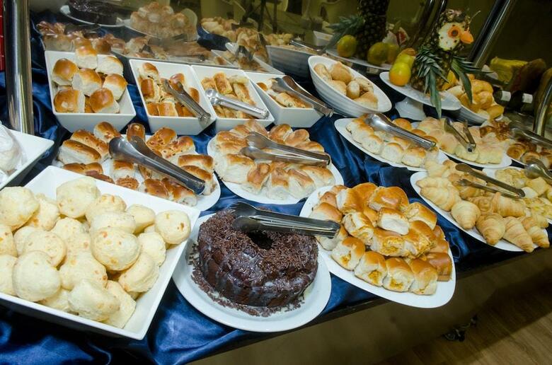 Hotel �mpar Su�tes Expominas