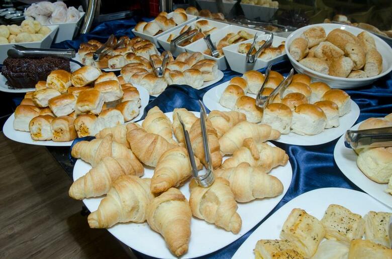 Hotel �mpar Su�tes Expominas
