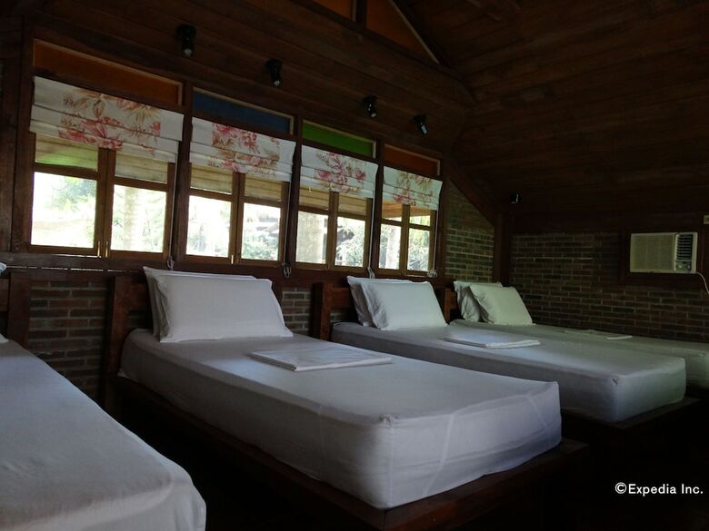 Hotel Chema's By The Sea